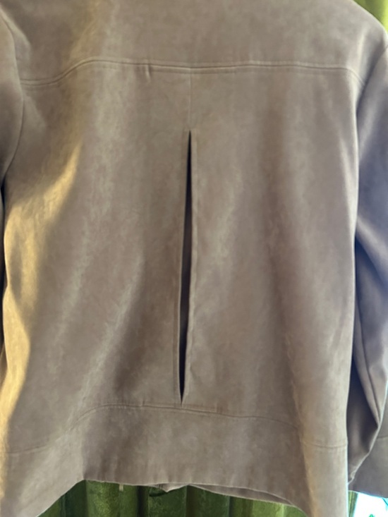 Women’s Vintage Notations Taupe Suede Zip-Front Jacket - Picture 8 of 9